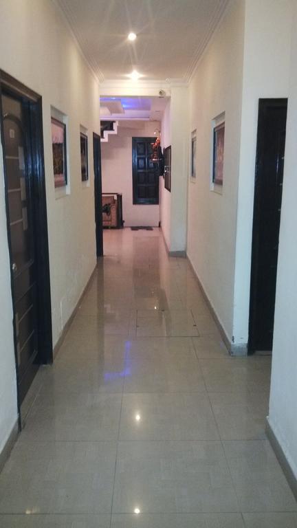 אמריצר Hotel Darbar View מראה חיצוני תמונה