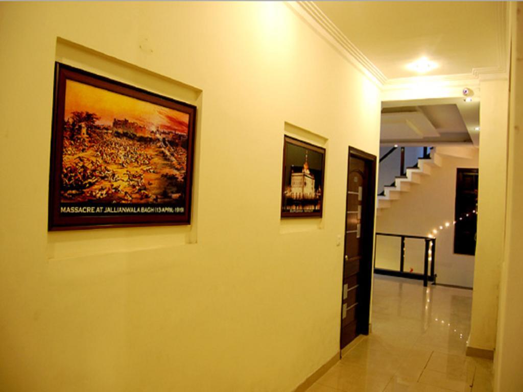 אמריצר Hotel Darbar View חדר תמונה