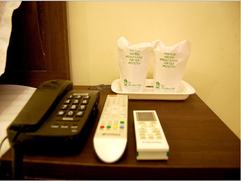 אמריצר Hotel Darbar View מראה חיצוני תמונה